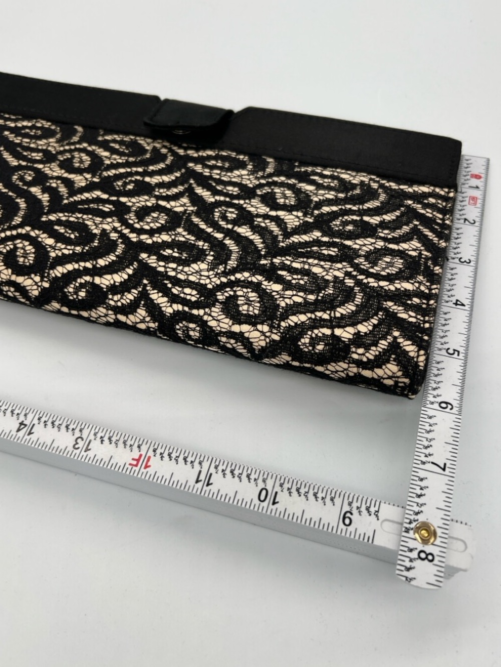 Black Lace Overlay Clutch Bag - Elegant Evening Handbag - Picture 5 of 6
